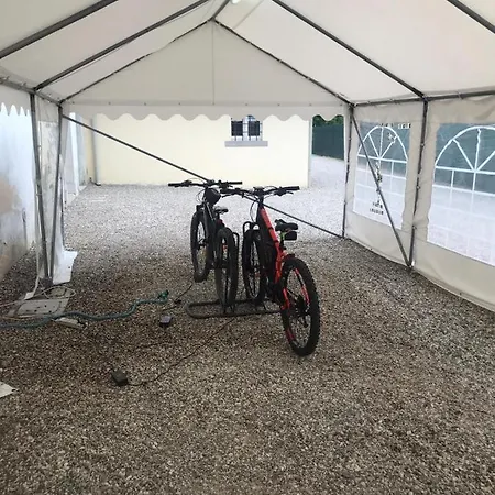 La Foresteria Di Gorgo Apartment